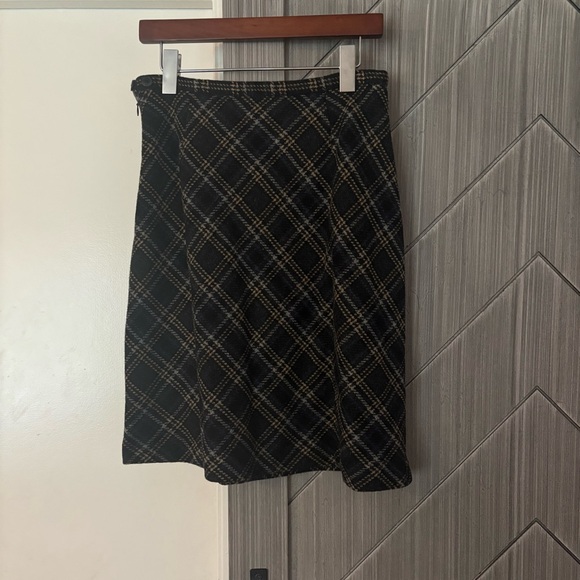G.H. Bass & Co. Plaid Vintage 90’s Dark Recycled Wool Grey A-line Skirt Size 10 - Picture 4 of 10
